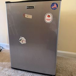 Stainless Steel Emerson Mini Fridge - Compact & Ready to Go!