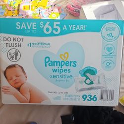 Pampers Wipes Sensitive 936 Counts