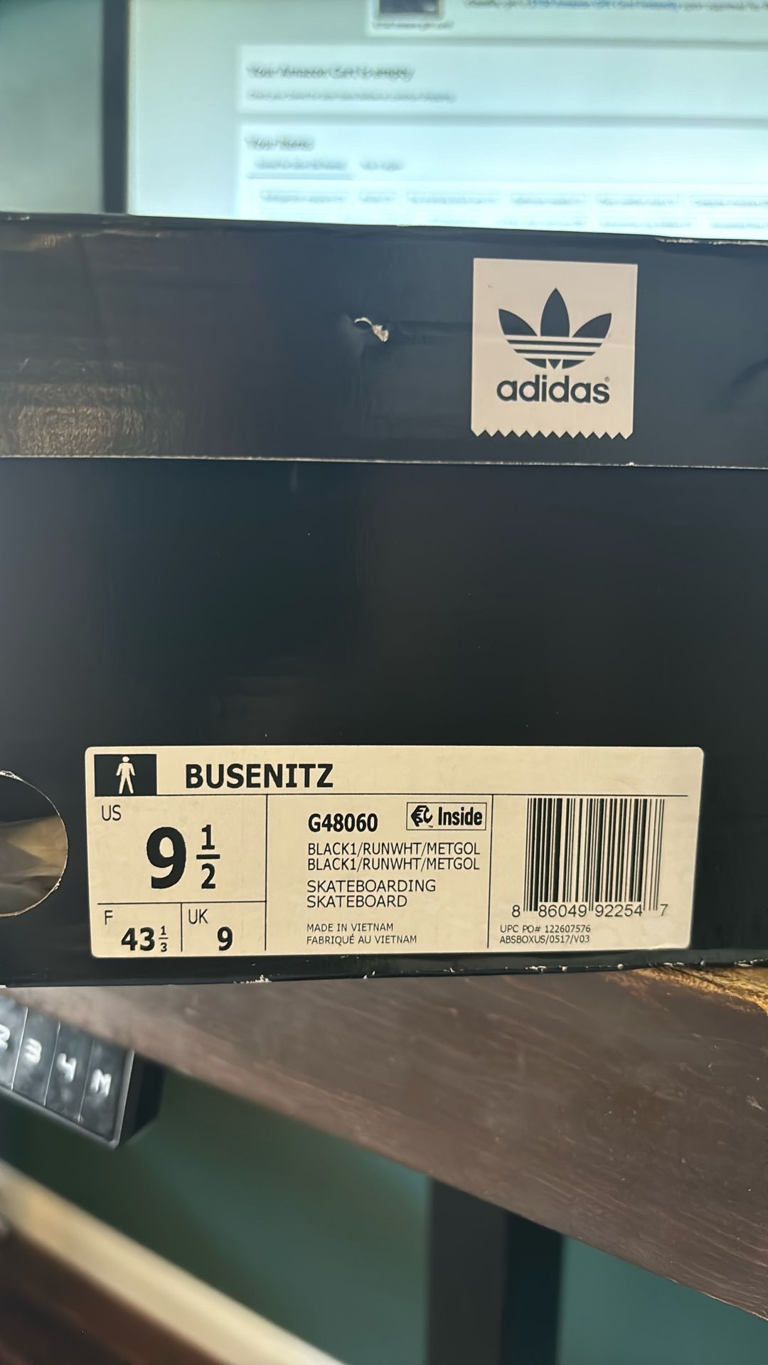 Adidas Busenitz US 9.5 G48060 - Brand New