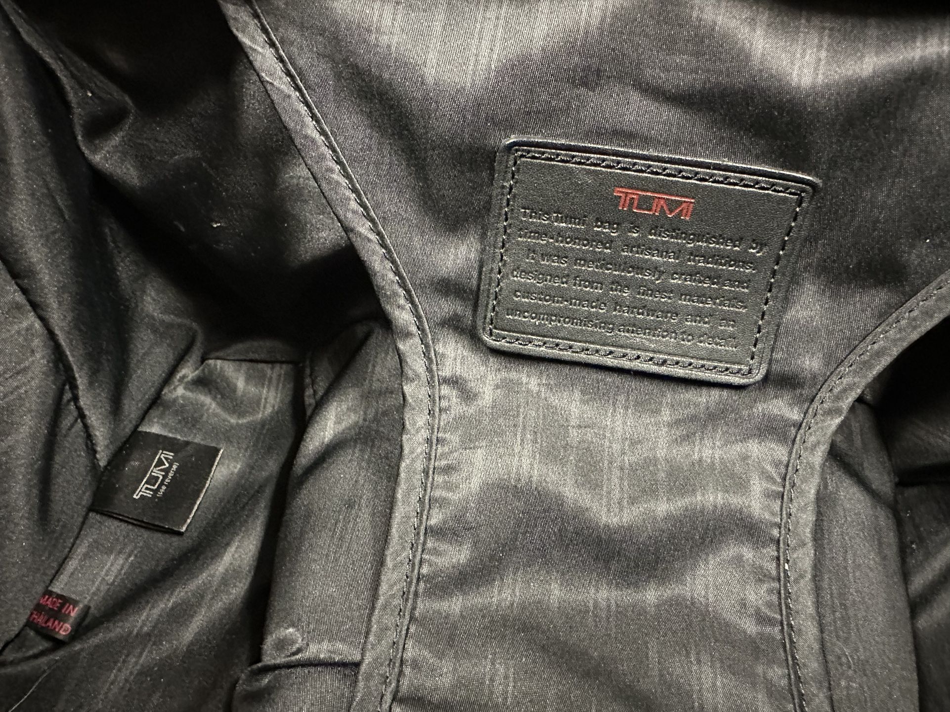 Tumi Rolling Luggage Carryon Bag For Travel