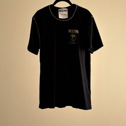 Moschino Couture Logo Tipped tee t-shirt designer embossed print Gold