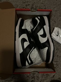 Panda dunks
