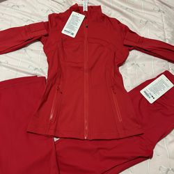 Red define Lululemon top and pants size 4