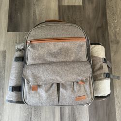 Picnic Basket Backpack 4 Person Dining Set Insulated W Blanket