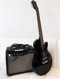 Epiphone Les Paul Electric Guitar + Fender Amp Starter Bundle