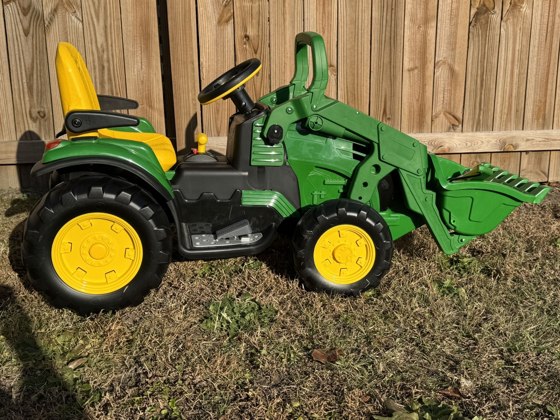 Kids John Deere Loader
