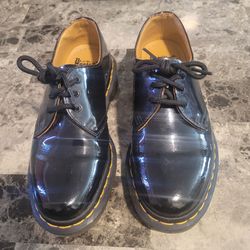 DOC MARTEN'S SHOES