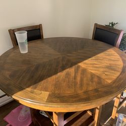 Dining room table and chairs 