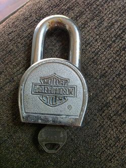 Harley Davidson lock and key