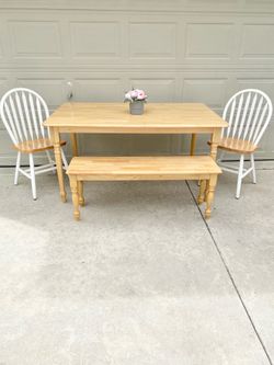 Dining table set⬇️❤️read Description