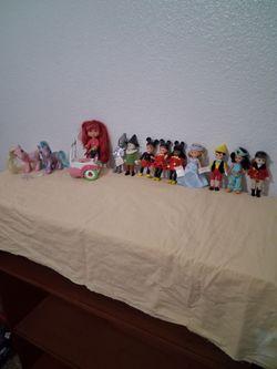 Collectable Madame Alexander dolls toys