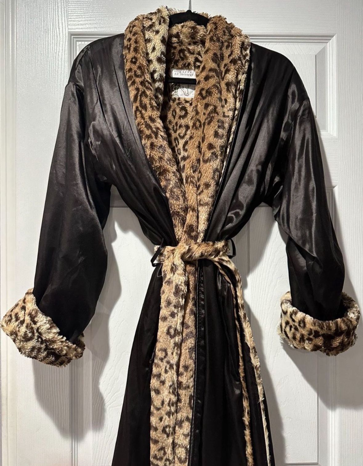 Giraffe robe Luxury