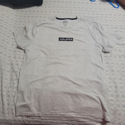 Hollister Tee