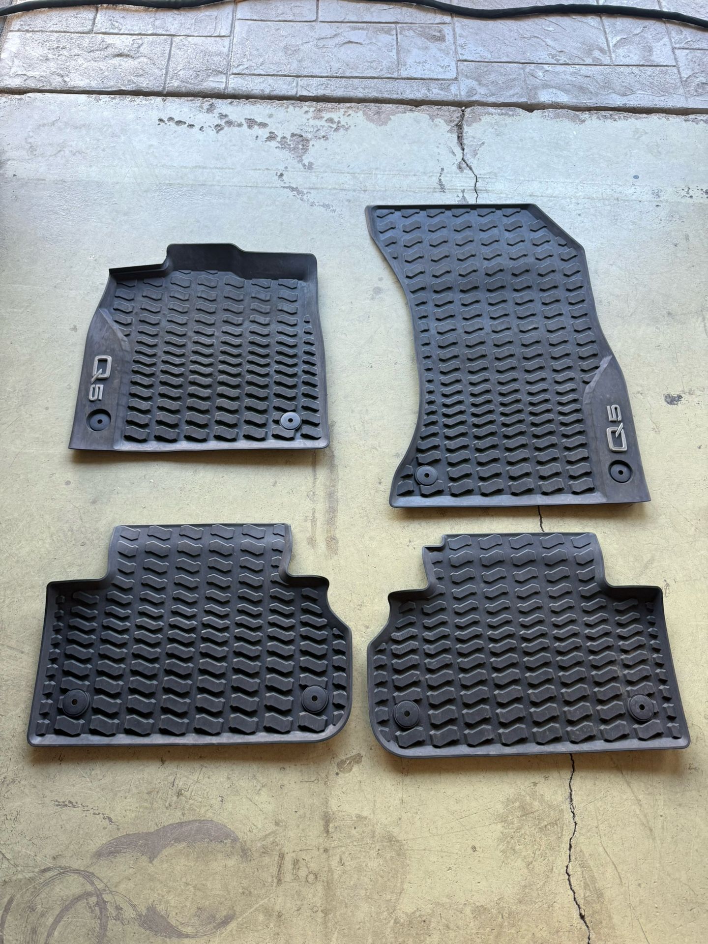 Audi Q5 All-Weather Floor Mats