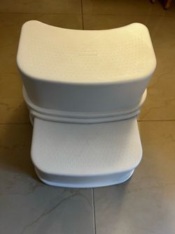 Glamore 2-Step Stool