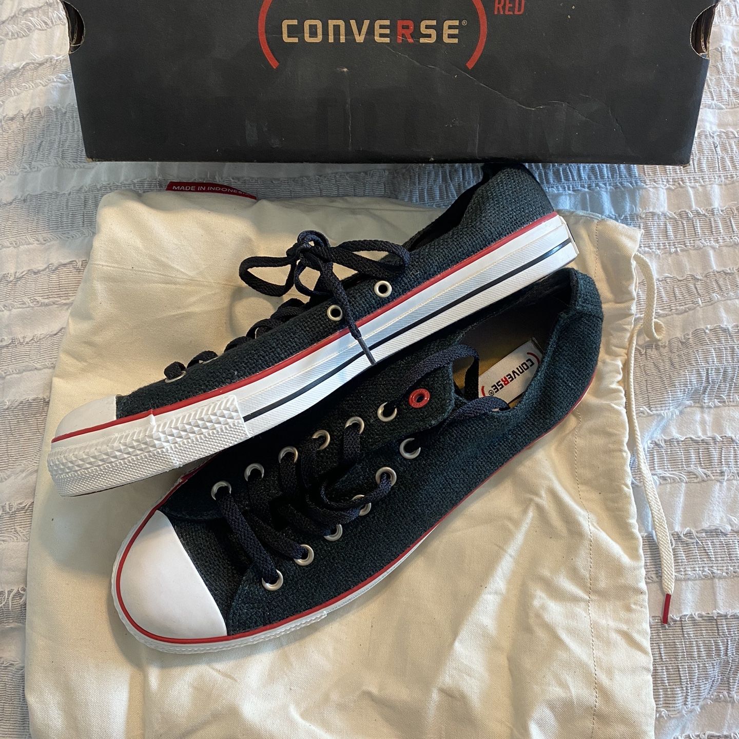Billie Joe Armstrong Converse Red Shoes Rare 2008 MAKE OFFER for Sale in Carrollton TX OfferUp