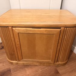 Dresser/Tv Stand/Storage 