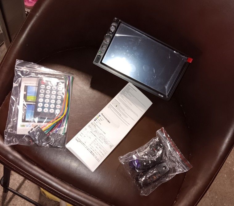 Flat-screen Radio For Car/truck W/remotes
