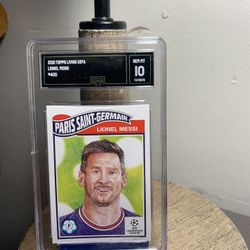 2022 Topps living UEFA Lionel Messi #400 GMA gem mint 10