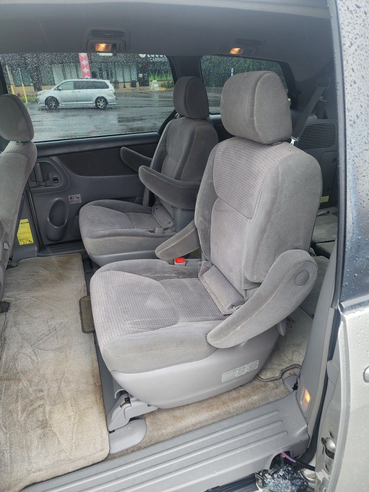2006 Toyota Sienna