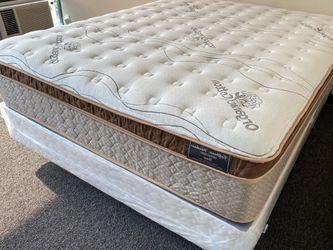 Full size organic cloud Comfort Europillow top Mattress and Boxspring