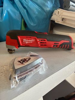 Milwaukee m12 multi tool new tool only
