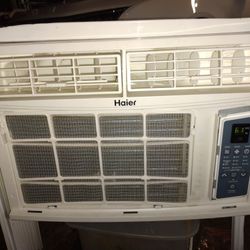 8000 BTU  Haier Ac