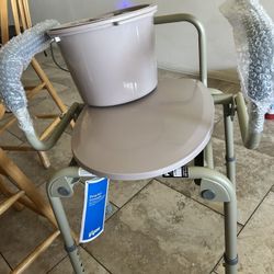 Pro basics 3 In 1 Drop Arm Commode