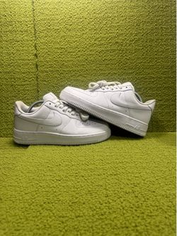 Nike Air Force 1 size 9M