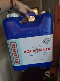 Reliance Products Aqua-Tainer 7 Gallon Rigid Water Container, Blue , 11.3 Inch x 11.0 Inch x 15.3 In
