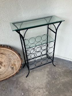 Wine rack table