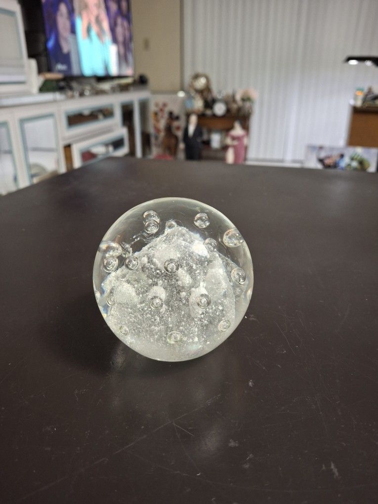 Vintage Murano Style Blown Sphere Paperweight Infused With Bubbles And A Cloud 1 LB 3 OZ Round 3"
