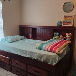 Twin Kids Bedroom Set 