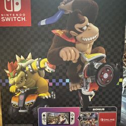 Nintendo Switch – OLED Model Mario Kart 8 Deluxe Bundle