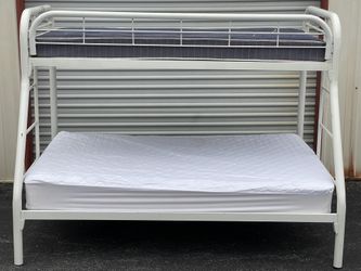 Twin/Full Bunk Bed with Mattresses