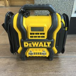 Dewalt DXAEPS14 Power Station