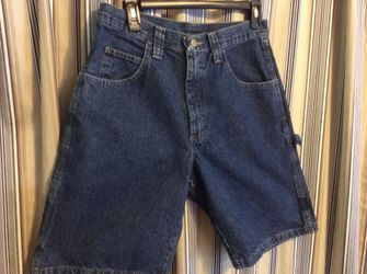Men’s Wrangler size 30 inch waist, USED, 10 inch inseam, 100%cotton, meet at huddle house/Exxon at 2426 E Lamar Alexander parkway Maryville