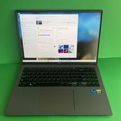 LG Gram 16” (2022) i7 12th Generation 16GB 1TB SSD RTX 2050 Graphic super light powerful laptop