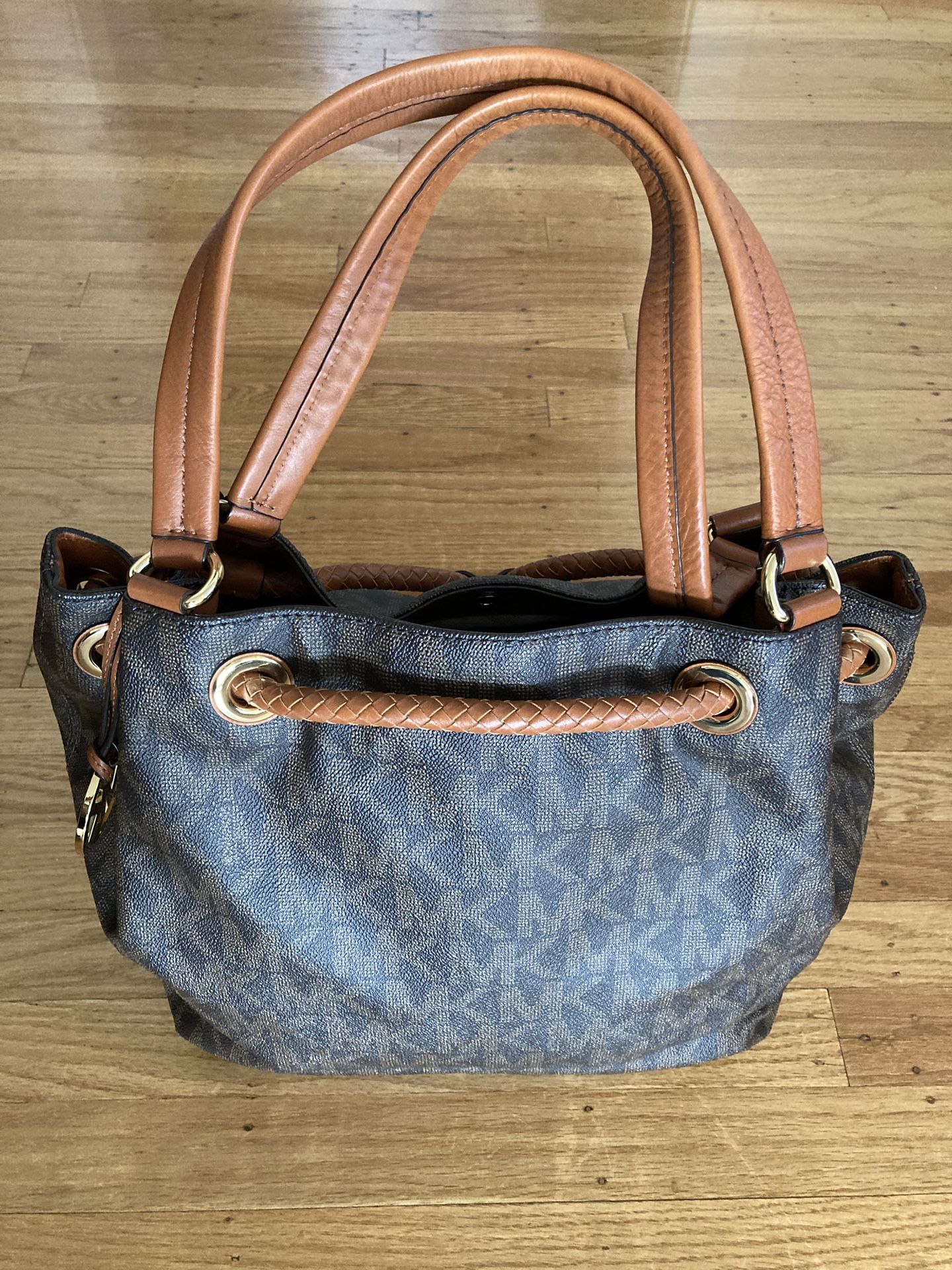 Michael Kors Marina Hobo Brown Leather Shoulder Bag Large