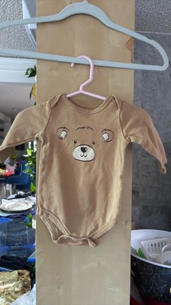 Hudson baby bear long sleeve onesie size 3-6 months