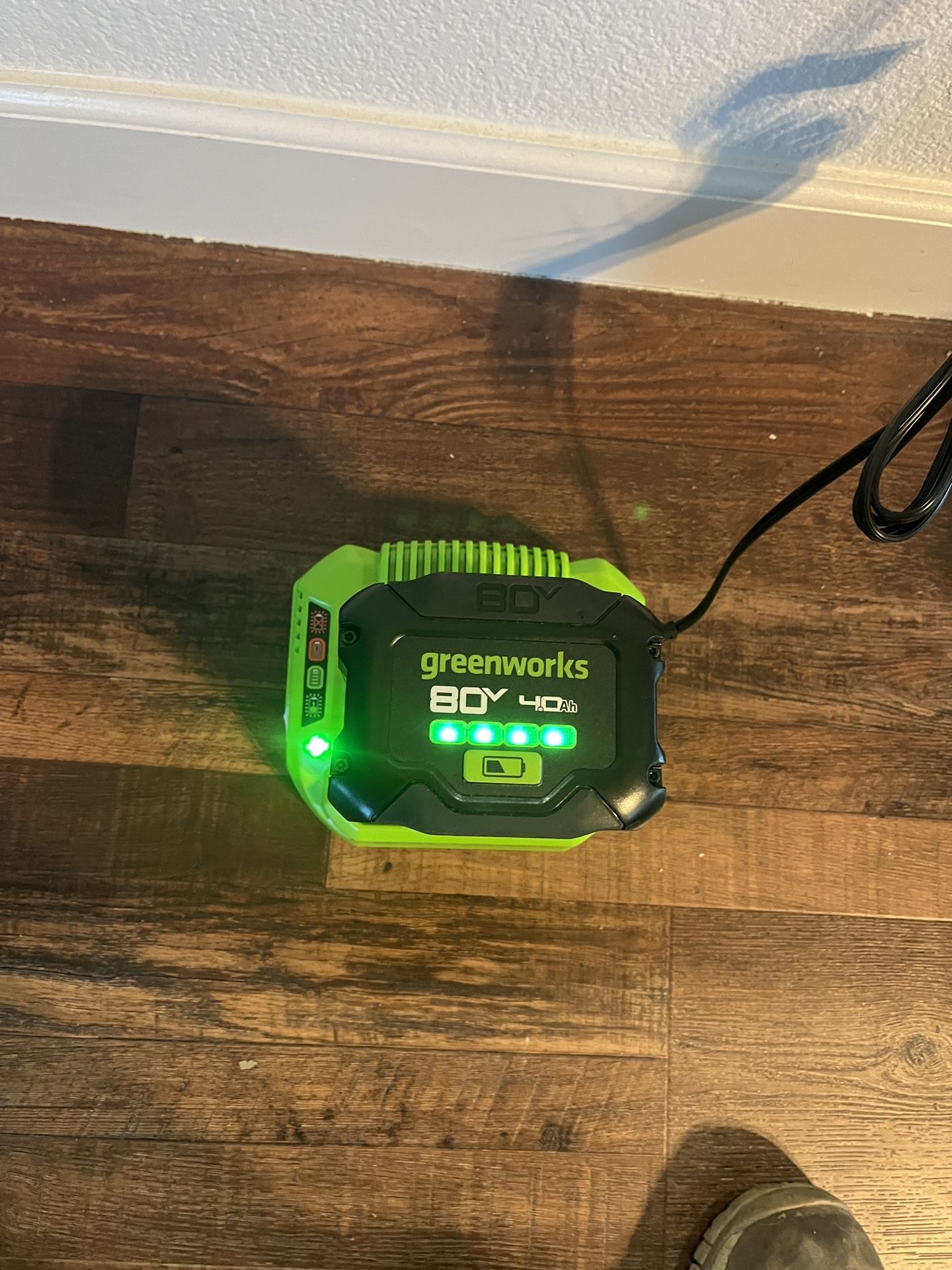 Greenworks 80 Volt 4 Ah 1 Pack Lithium cIon (Li ion) Battery Item #(contact info removed) Model #LB8040