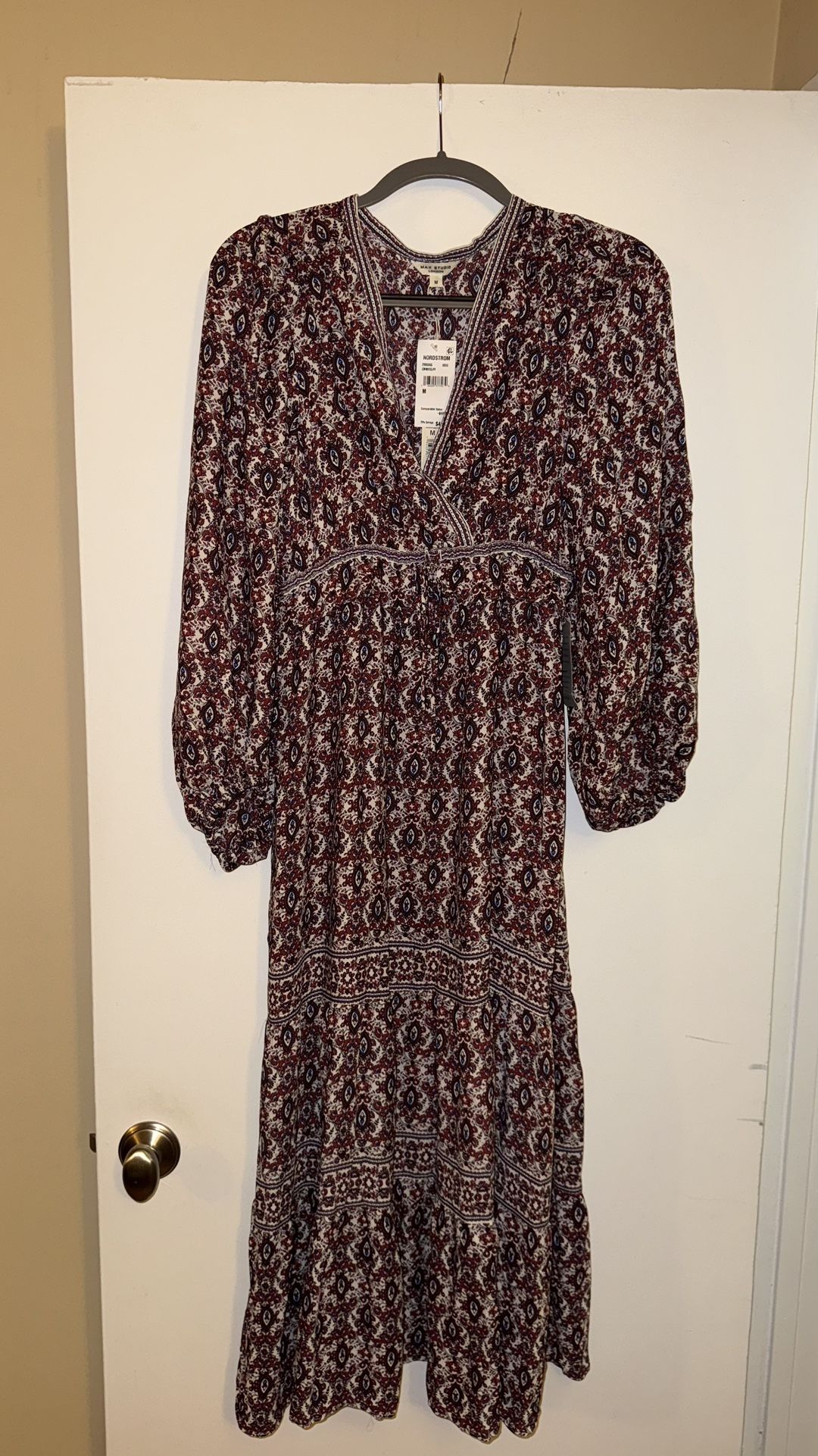 Medium Max studio dress