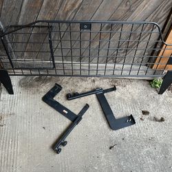 2005-09 Subaru Outback Pet Barrier