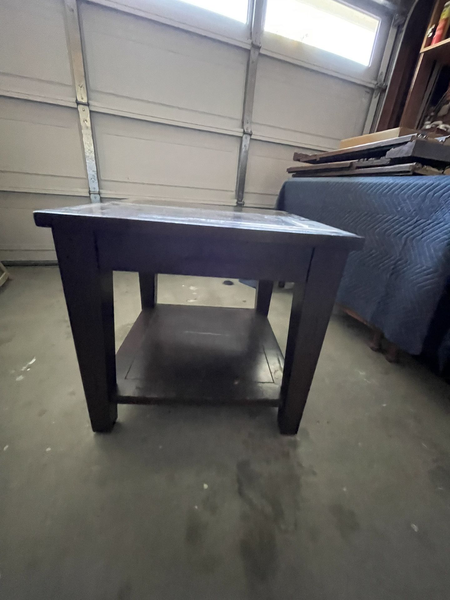 Square End Table With Shelf