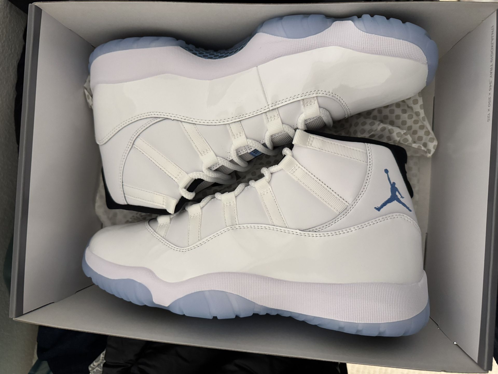 Legend Blue Jordan 11 2024
