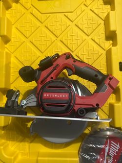 Milwaukee Brushless Cordless Circular Saw
