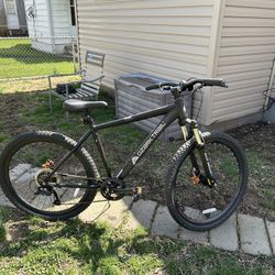 Men’s 26 Or 27” Mountain bike