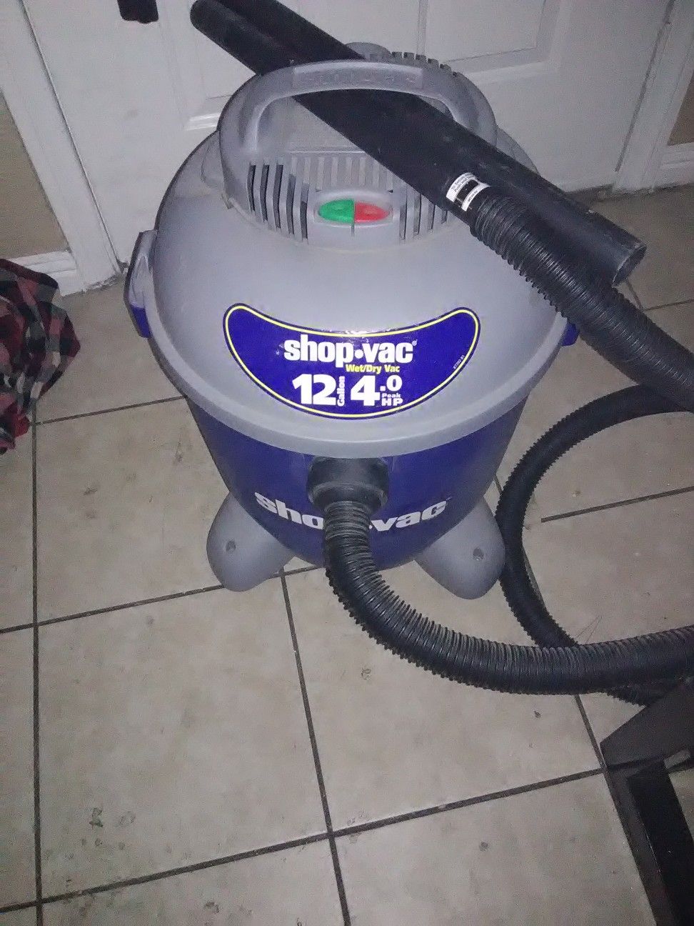 Wet/dry vac model 90L400
