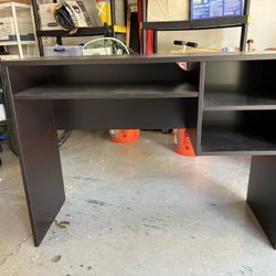 small DESK