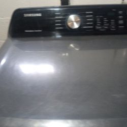 4 Year Old Samsung Washer And Dryer Set 100.00